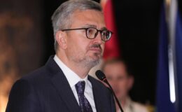 İletişim Başkanı Duran: “Malazgirt Zaferi bizlere birlik, beraberlik ve kardeşlik ruhunu miras bırakmıştır” – Birlik Haber Ajansı