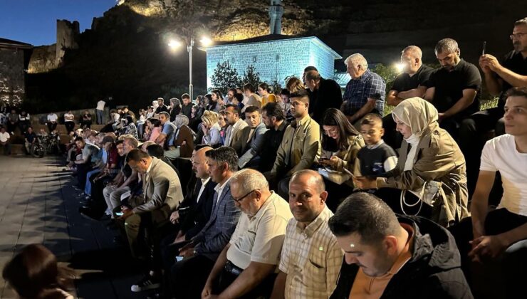 Kars’ta Anadolu Şiir Akşamları düzenlendi – Birlik Haber Ajansı