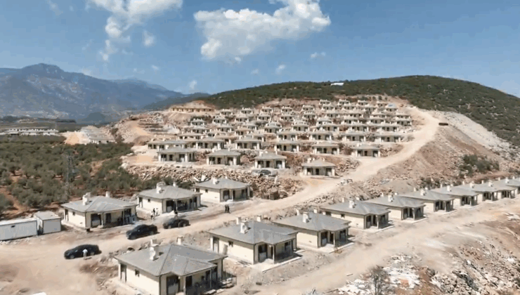 Hatay Hassa’da 622 afet konutunun inşaatı sürüyor – Birlik Haber Ajansı