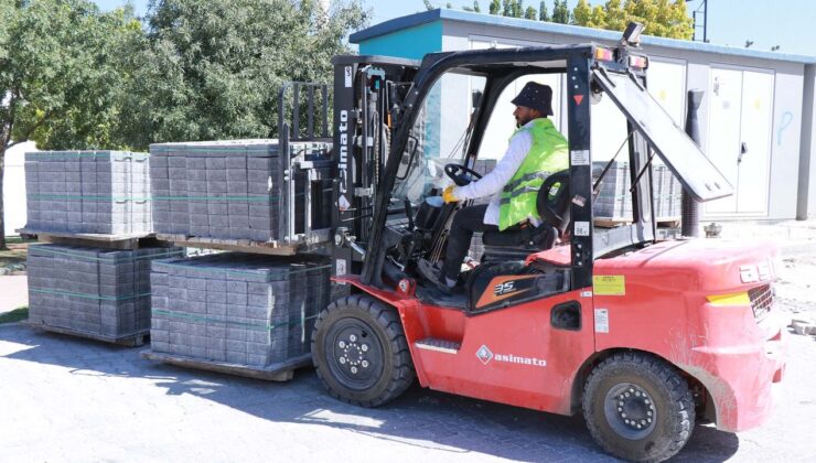 Haliliye’de parke taşı çalışmalarıyla yollar yenileniyor – Birlik Haber Ajansı