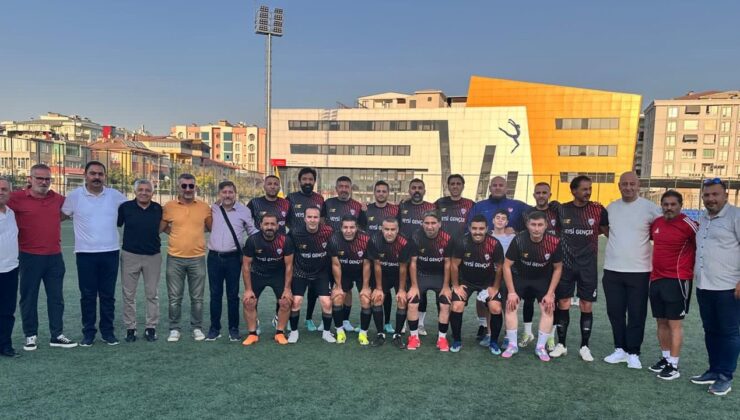 Van Masterler, Şöhretler Turnuvası’nda Şampiyonluk kupasını kaldırdı – Birlik Haber Ajansı