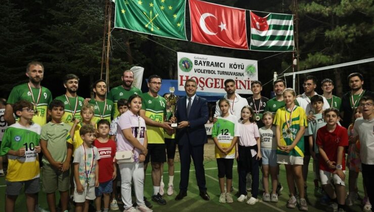 Bayramcı voleybol turnuvasında Tahirağa şampiyon oldu – Birlik Haber Ajansı