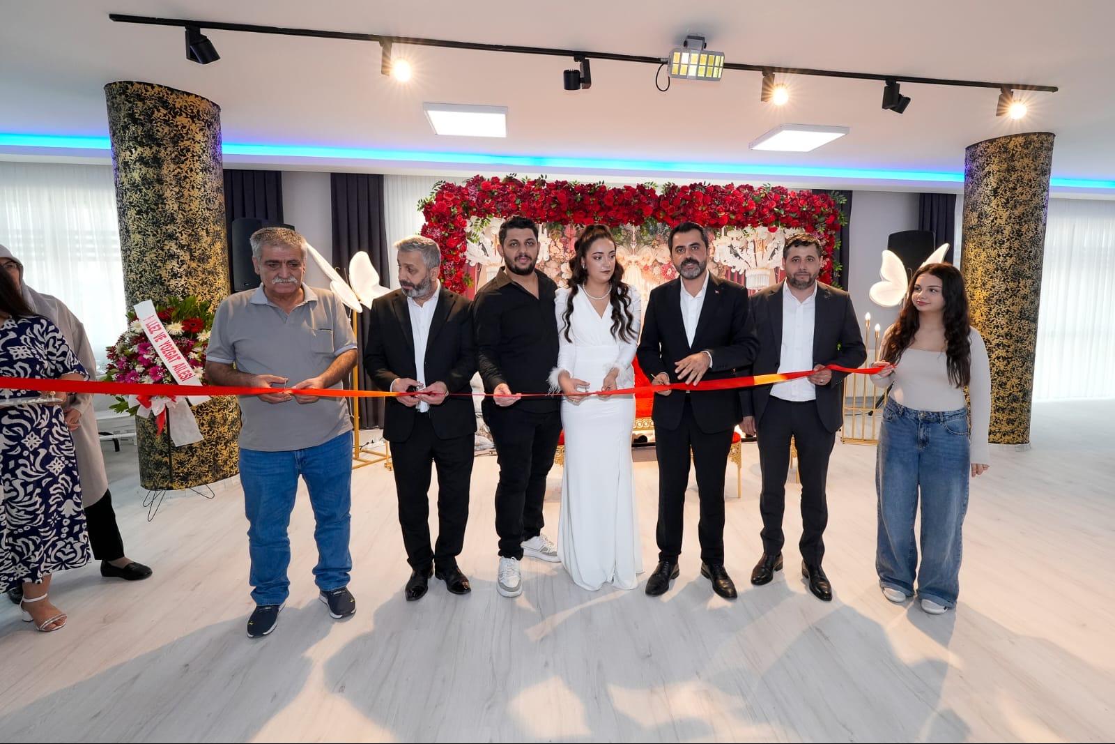 Ahmet Baltacı, Arjin Davet ve Balo Salonu’nun Açılış Törenine Katıldı