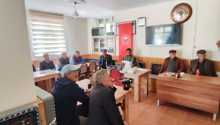 Kars’ta çiftçilere şarbon eğitimi verildi – Birlik Haber Ajansı