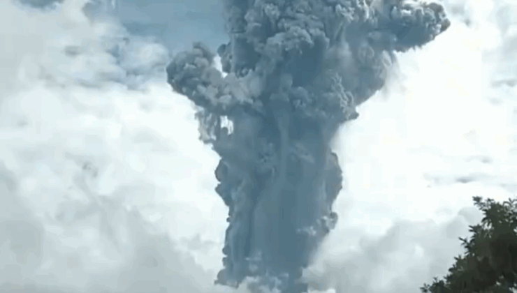 Semeru Yanardağı’nda art arda iki patlama – Birlik Haber Ajansı