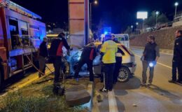 Kontrolden çıkan otomobil üst geçide çarptı: 2 genç hayatını kaybetti – Birlik Haber Ajansı