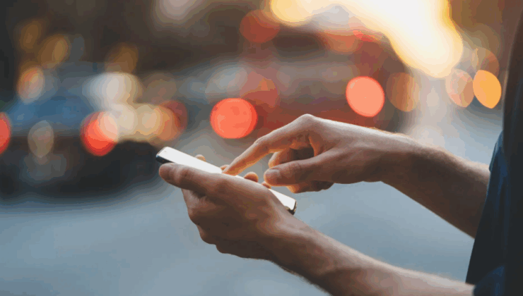 Facebook ve Instagram, İngiltere'de reklamsız abonelik sunacak