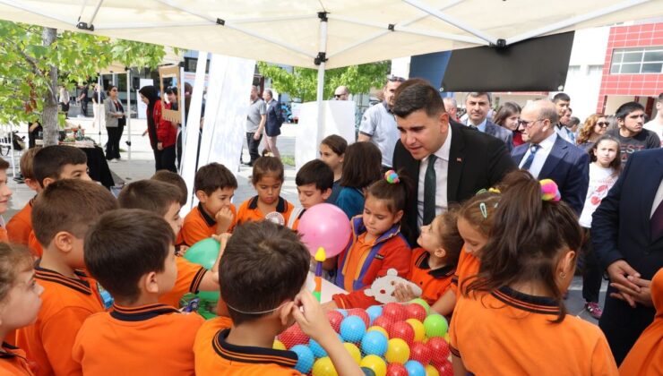 Artvin’de “Bilge Artvin Doğanın Mühendisliği” temalı bilim şenliği başladı – Birlik Haber Ajansı