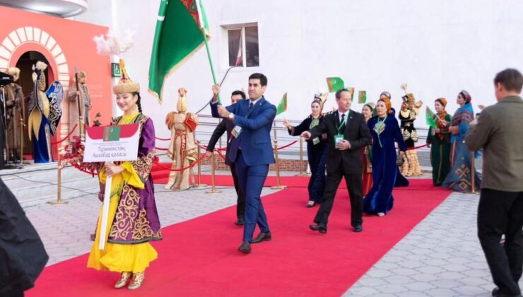 Aktau’da III. Uluslararası TÜRKSOY tiyatro festivali görkemli törenle başladı – Birlik Haber Ajansı