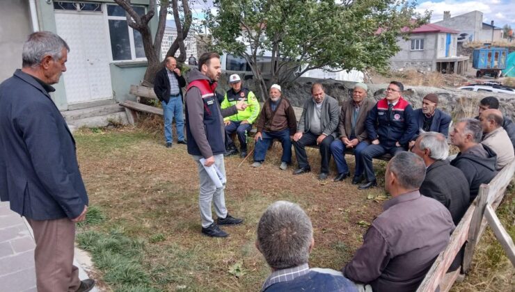 Kars’ta “Cuma Buluşmaları” devam ediyor: Üreticilere tarımsal bilgilendirme – Birlik Haber Ajansı