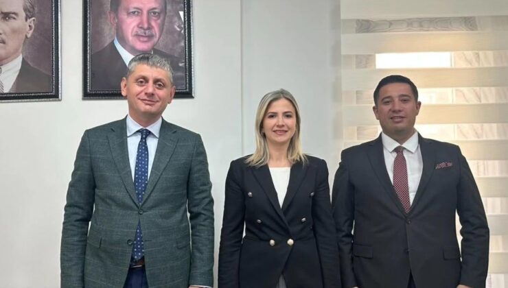 Kars Kültür ve Turizm Müdürü Yığcı ile Gençlik ve Spor İl Müdürü Başköylü’den Türk Kızılay’ına ziyaret – Birlik Haber Ajansı