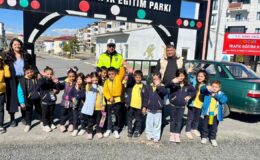 Kars’ta öğrencilere temel trafik eğitimi verildi – Birlik Haber Ajansı