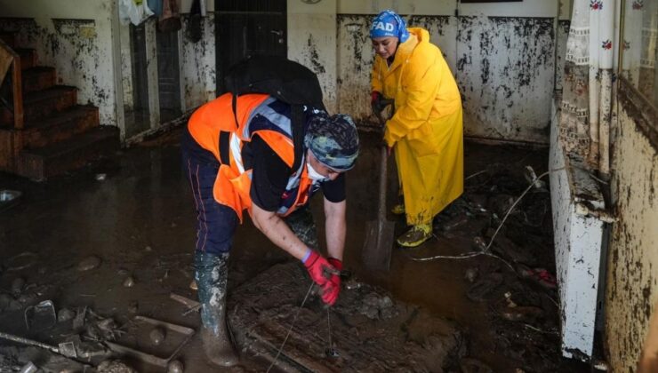 İzmir Foça’da selin yaraları sarılıyor – Birlik Haber Ajansı