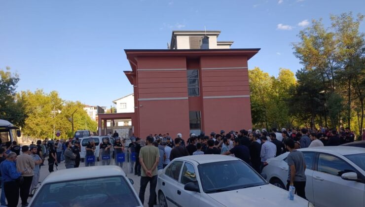Elazığ’da izinsiz yürüyüşe polis müdahalesi – Birlik Haber Ajansı